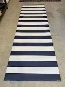 Indoor/outdoor French Rug - Runner