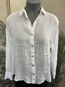 Tops 1: Bella Dahl Shirt
