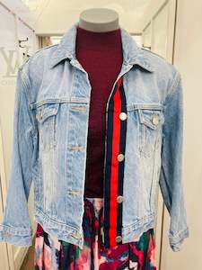 Denim Preloved: Neuw Denim Jacket