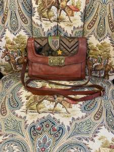 Campomaggi Agnese Crossbody Bag