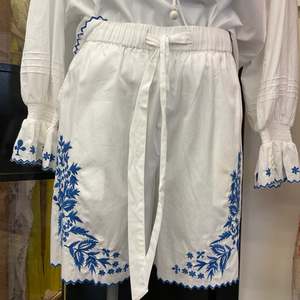 Rich & Royal Shorts