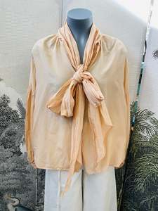 Tops: Mahsa