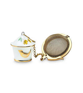 Homewares: Pip Studio Tea Infuser Birdhouse