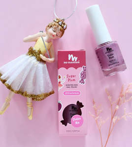 Baby And Child: No Nasties Christmas Sugar Plum Scented Nail Polish