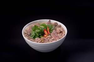Rice Noodle Soup: NS2 - RARE BEED & BRISKET NOODLE SOUP