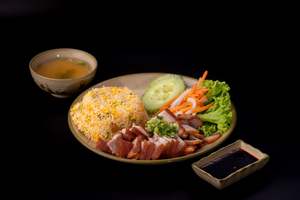 Rice: R8 - CRISPY PORK BELLY ON CRUNCHY RICE