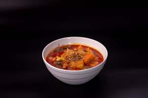 Main Beef Pork: M11 - MASSAMAN CURRY WITH ROTI