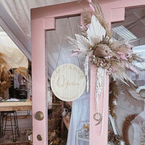 Custom Open/Closed Signage