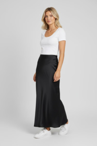 Women S Capsule Basics: Basic Scoop Tee