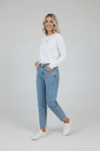 Women S Capsule Basics: Original Basic White Tee - Long Sleeve