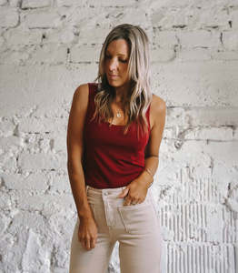 Burgundy Scoop singlet