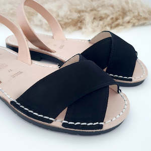 PEEP TOE CROSSOVER IN BLACK ROSE GOLD