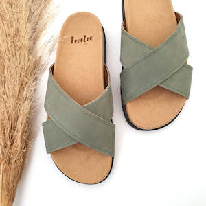 Slides: LEXI LEATHER SLIDE KHAKI | LAST PAIRS 38
