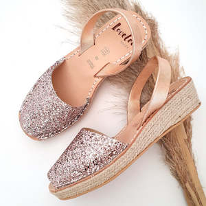 CHAMPAGNE GLITTER MINI ESPADRILLE WEDGE