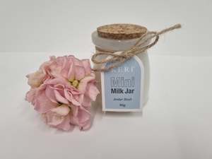 Gifts: Amber Blush Candle