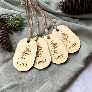 Christmas 2022: Oval Want, Need, Wear, Read Tags