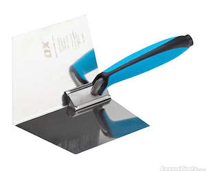 Hand Tools: OX Pro Internal Corner Trowel - 102 x 127mm / 4in x 5in