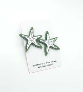 Statement Earrings: STARFISH STUD LARGE OLIVE-SILVER