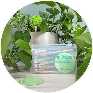 Home & Garden: NEW uBloomd Green Sticky Traps ROUND for flying pests - 10 traps / 5 clips