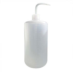 Crew Squeeze Watering Bottle - Clear - 1 Litre