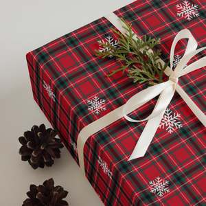 Christmas Merch: Christmas Tartan Wrapping Paper Sheets