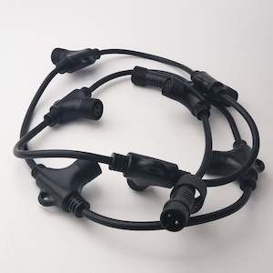 Accessories: 7 Ports Connector | String Lights | Black