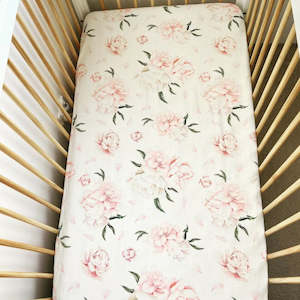 Sheets: Jersey Cotton Cot Sheet - Pretty Peony