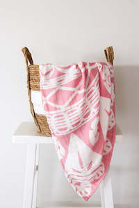 Blankets: Totoka Layered Muslin Blanket (Fiji)