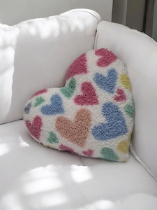 Decor: Snuggle Hearts Cushion
