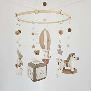 Decor: Tiny Treasures Mobile