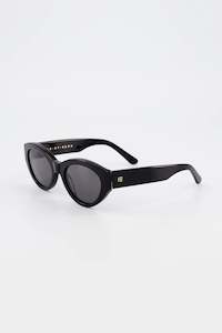 Eyewear: ISLE OF EDEN | Felina Sunglasses | Black