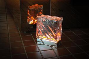 Wireless Lamps: Wireless Flow Bloc Lamp