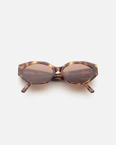 Gifts Under 200: Lu Goldie - Eliana Sunglasses Tortoise