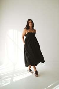 Gifts Under 200: JUNIPER DRESS - Chia