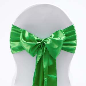 Christmas Chair Bows: Satin Chair Sashes - Green