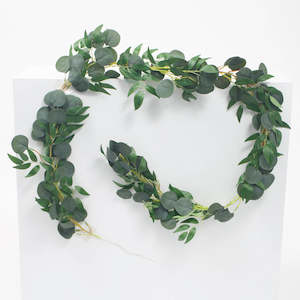 Christmas Centrepieces And Christmas Decorating Accessories: Willow Eucalyptus and Silver Dollar Eucalyptus Garland (1.85m)