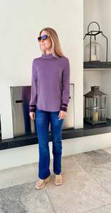 COUNTRY ROAD Purple Top, Fits Size M