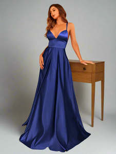 Satin Cami Maxi Bridesmaid Dress – Elegant Formal Gown with Adjustable Straps
