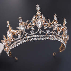 Crowns Tiaras: Bride Wedding Rhinestone Alloy Crown