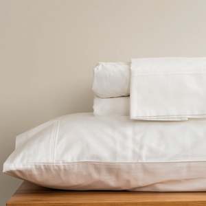 Luxury Sheets: California King Cotton Sheet Set