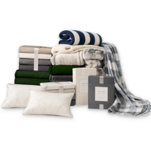 All: 👑 FREE 👑 Luxury Bedding Bundle!! (CALI KING/ SUPER KING/ KING/ QUEEN/ DOUBLE) 2 x Luxury Sheet Sets, 2 x Pillows, 2 x Plush Blankets + Mystery Gift  (KING SINGLE/SINGLE) 1 x Luxury Sheet Set, 1 x Pillow, 1 x Blanket + Mystery Gift