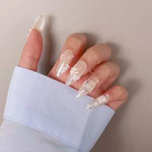 Wedding Event Press On Nails: Crystal Bloom Bridal