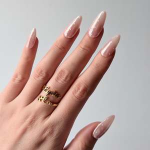 Press-on Nails: Kiss Glazed