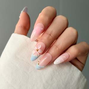 French Tip Press On Nails: Skyla