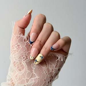 Bestselling Press On Nails: Muffin