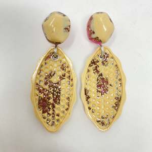 Rock Earrings: Cateye earrings, beige, pink and silver glitter