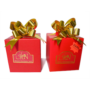 Products: Macadamia Handle Box - MacNut Macadamias - New Zealand's Top Macadamia Nut Orchard