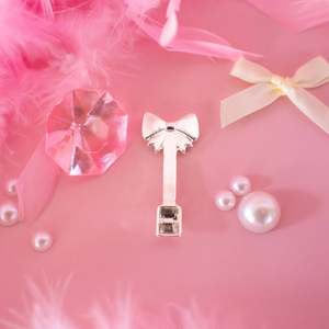 A Of Things: Tiny Spoon Scoop - Silver Bow
