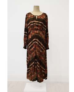 Products: PRE-LOVED / LANIA - Muted Floral Midi Dress - Sz 16