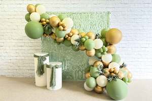 Shimmer Wall: Shimmer Wall - Mint Green